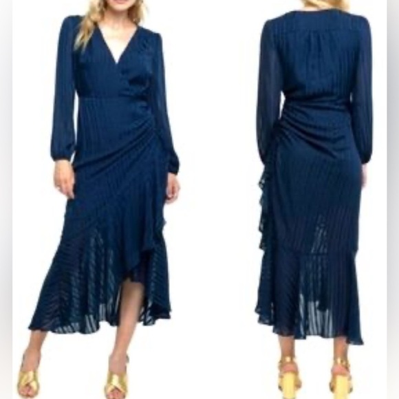 Astr Dresses & Skirts - Astr navy striped ruffle dress, small